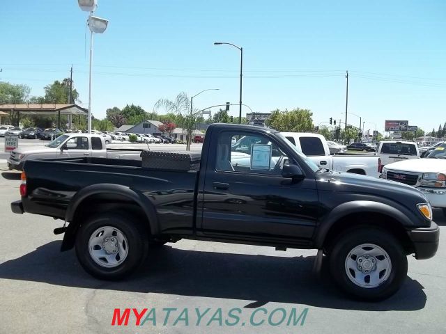 Toyota Tacoma 2002 photo 2