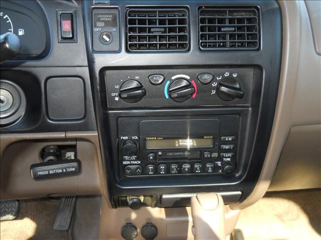 Toyota Tacoma 2002 photo 4