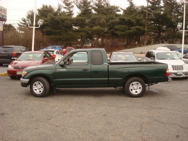 Toyota Tacoma 2002 photo 1