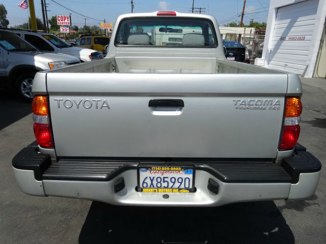 Toyota Tacoma 2002 photo 2