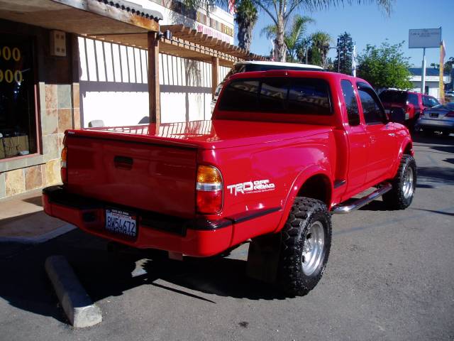 Toyota Tacoma XLT 2WD Pickup