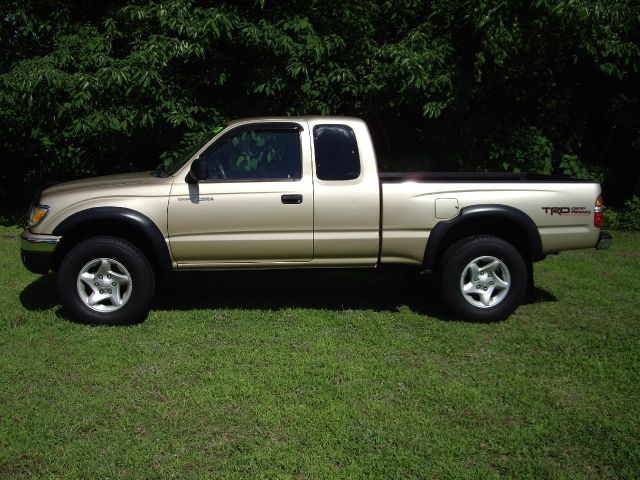 Toyota Tacoma 2003 photo 2