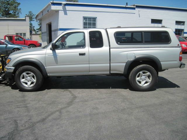 Toyota Tacoma 2003 photo 2