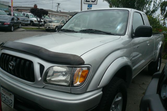 Toyota Tacoma SLT Laramie Big Horn Pickup Truck