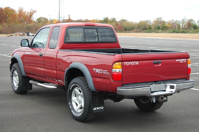 Toyota Tacoma 2003 photo 2