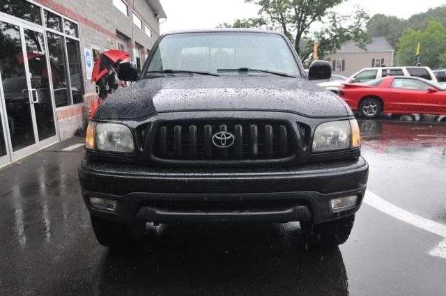 Toyota Tacoma 2003 photo 8