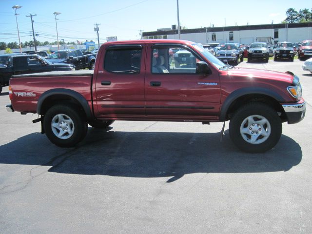 Toyota Tacoma 2003 photo 2