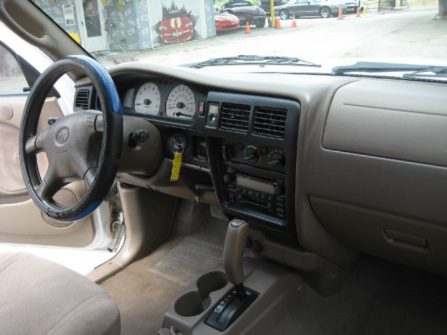 Toyota Tacoma 2003 photo 3