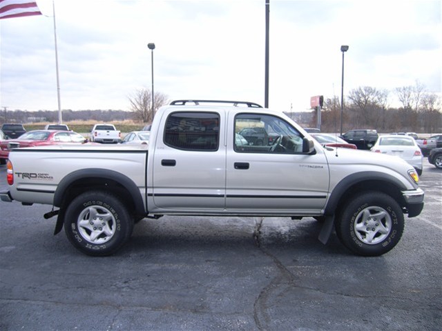 Toyota Tacoma 2003 photo 4