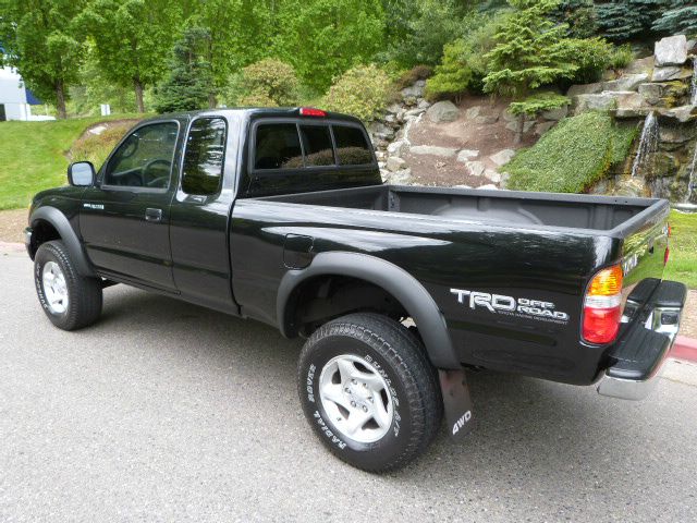 Toyota Tacoma 2003 photo 2