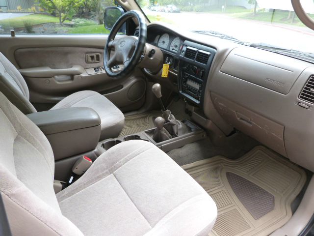 Toyota Tacoma 2003 photo 8