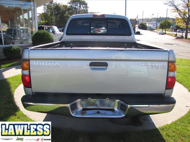 Toyota Tacoma 2003 photo 3