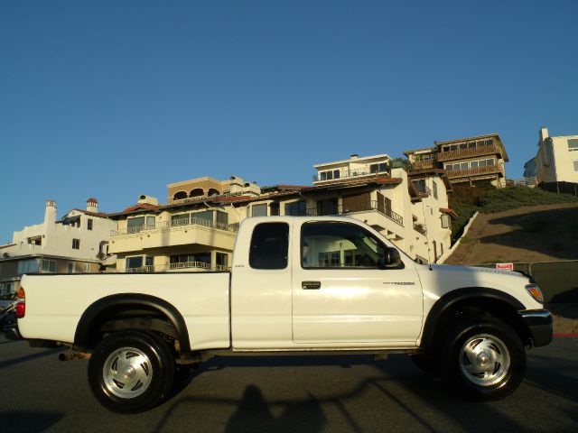 Toyota Tacoma 2003 photo 1