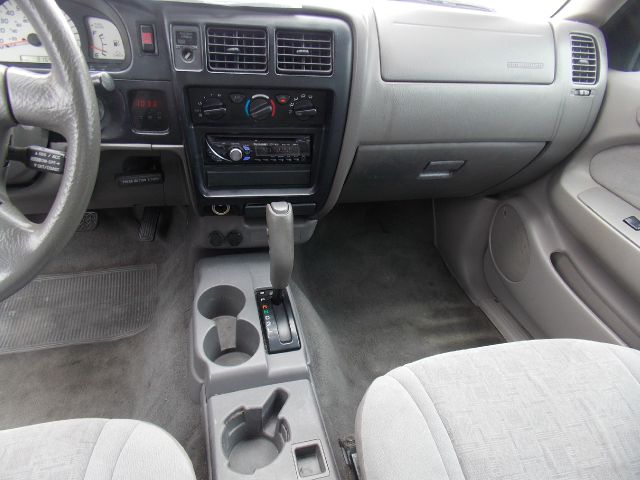 Toyota Tacoma 2003 photo 14