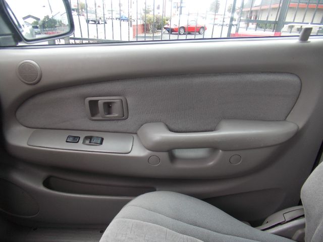 Toyota Tacoma 2003 photo 16