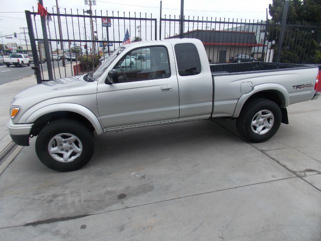 Toyota Tacoma 2003 photo 33