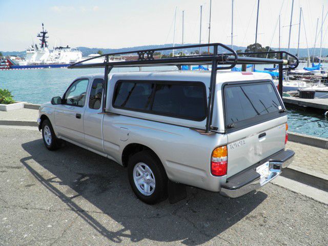 Toyota Tacoma 2003 photo 2