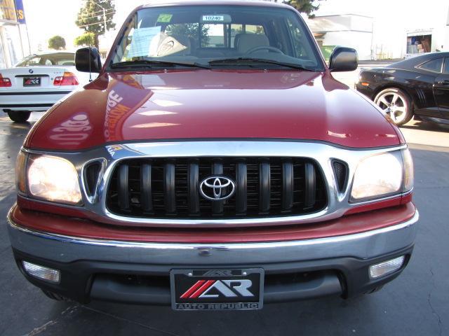 Toyota Tacoma 2004 photo 1