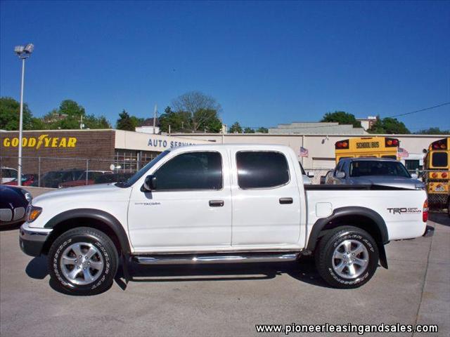 Toyota Tacoma 2004 photo 3