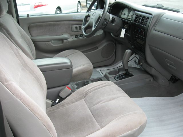 Toyota Tacoma 2004 photo 3