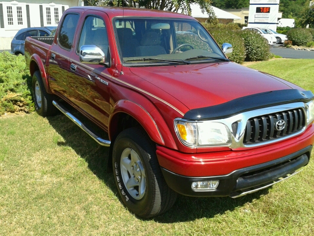 Toyota Tacoma 2004 photo 2