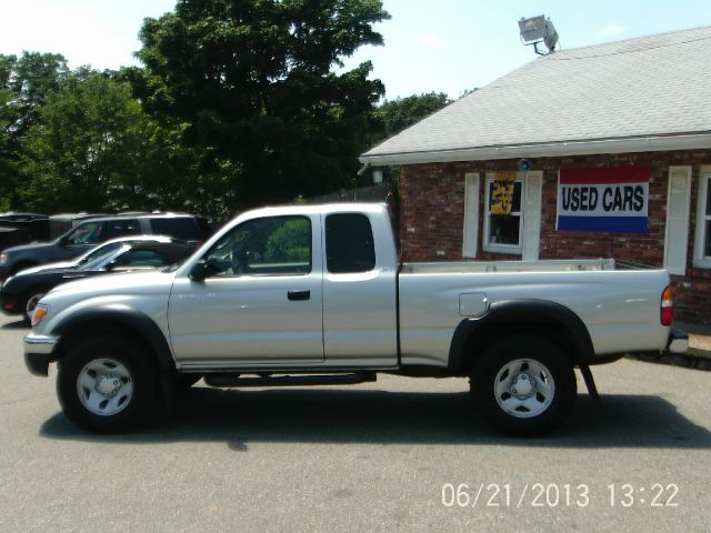 Toyota Tacoma AWD SL Pickup Truck