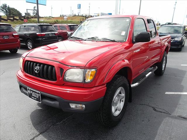 Toyota Tacoma 2004 photo 2