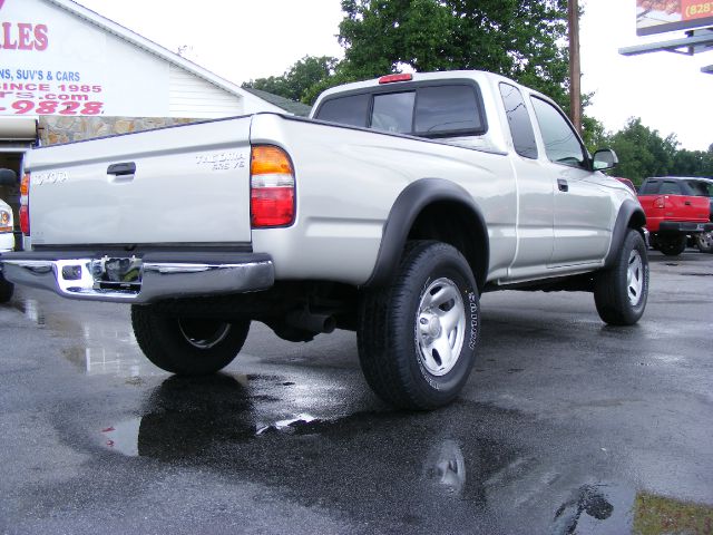 Toyota Tacoma 2004 photo 4