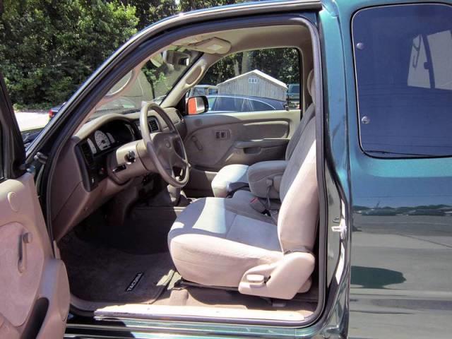 Toyota Tacoma 2004 photo 1