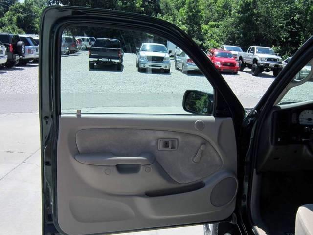 Toyota Tacoma 2004 photo 4