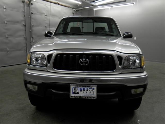 Toyota Tacoma 2004 photo 3