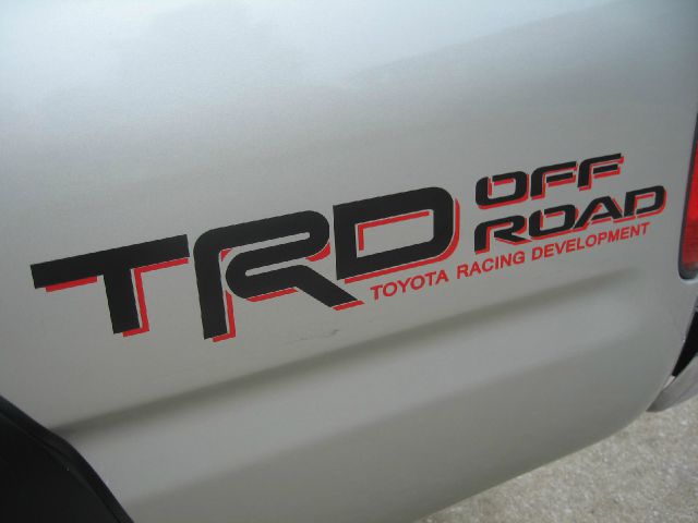 Toyota Tacoma 2004 photo 18