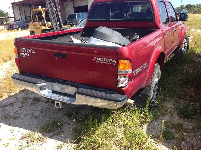 Toyota Tacoma 2004 photo 1