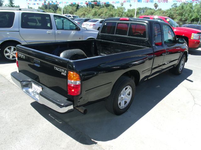 Toyota Tacoma 2004 photo 4