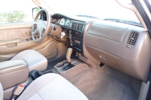 Toyota Tacoma 2004 photo 15