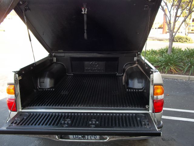 Toyota Tacoma 2004 photo 1