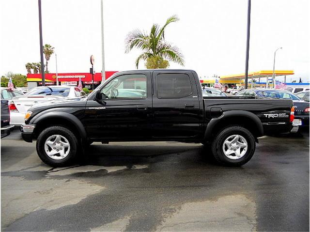 Toyota Tacoma 2004 photo 3