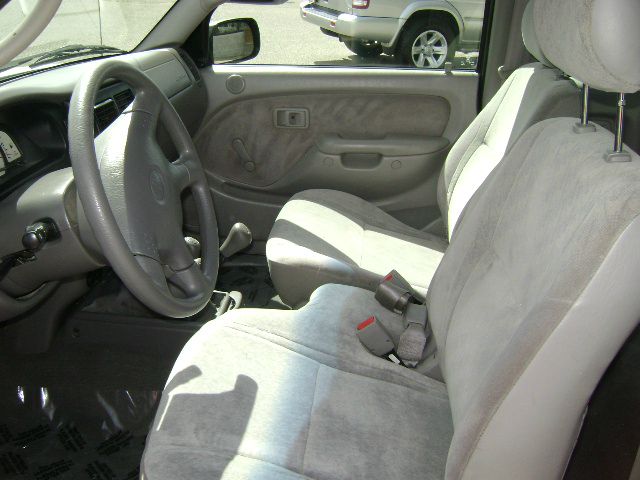 Toyota Tacoma 2004 photo 6