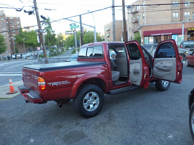 Toyota Tacoma 2004 photo 1