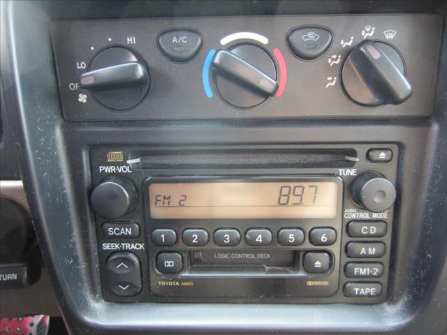 Toyota Tacoma 2004 photo 22