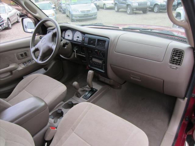 Toyota Tacoma 2004 photo 37