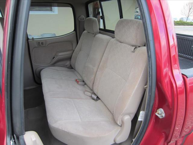 Toyota Tacoma 2004 photo 9