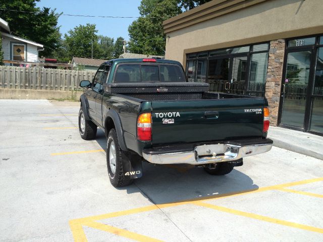 Toyota Tacoma 2004 photo 1