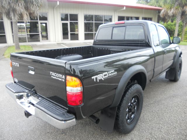 Toyota Tacoma 2004 photo 2