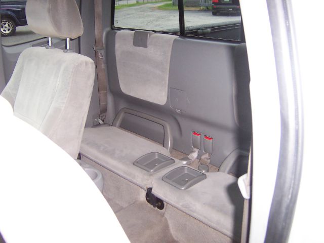 Toyota Tacoma 2005 photo 2