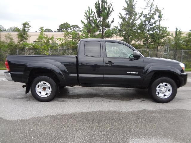 Toyota Tacoma 2005 photo 2