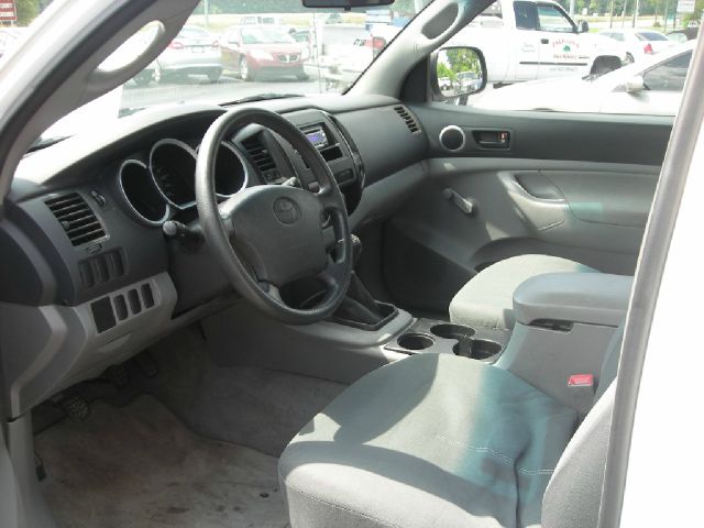 Toyota Tacoma 2005 photo 1