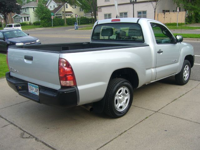 Toyota Tacoma 2005 photo 2