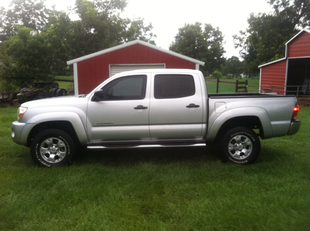 Toyota Tacoma 2WD Supercab Styleside 6-1/2 Ft Box STX Pickup Truck