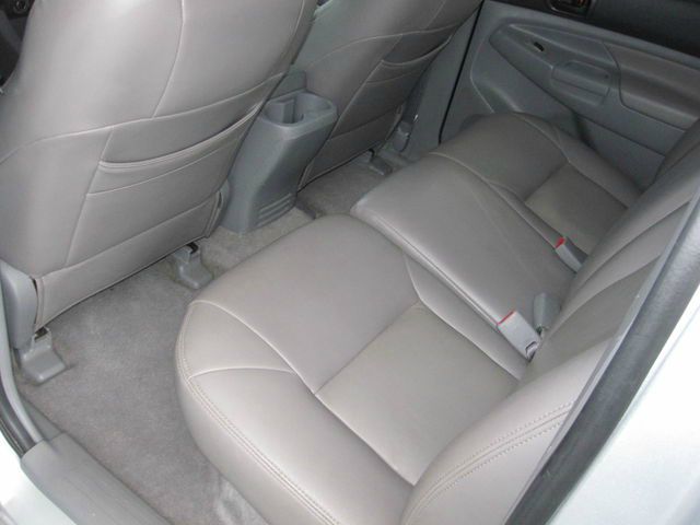 Toyota Tacoma 2005 photo 21